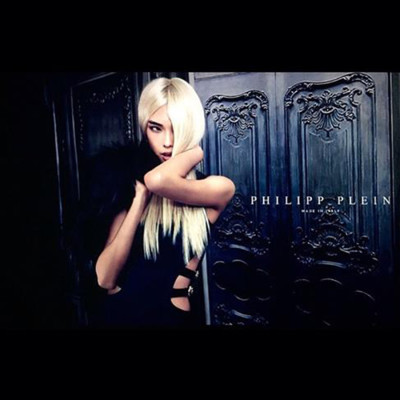 make-up-hair-stylist-women-philipp-plein