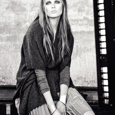 make-up-hair-stylist-women